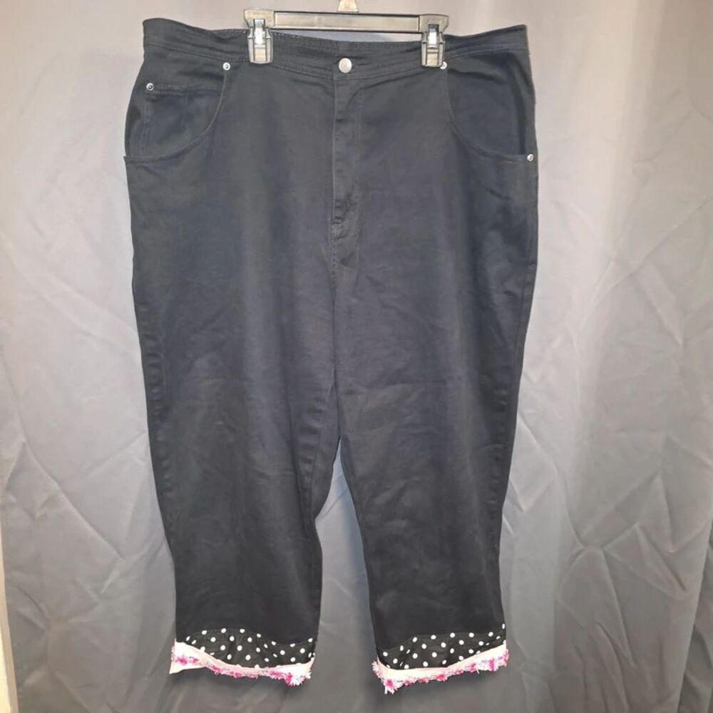 Quacker Factory 1X Black Capri Pants Polka Dot Pink Floral Cuff Stretch